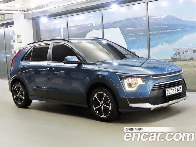 Kia Niro 2022 — ფოტო 20/20