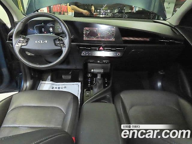 Kia Niro 2022 — ფოტო 9/20