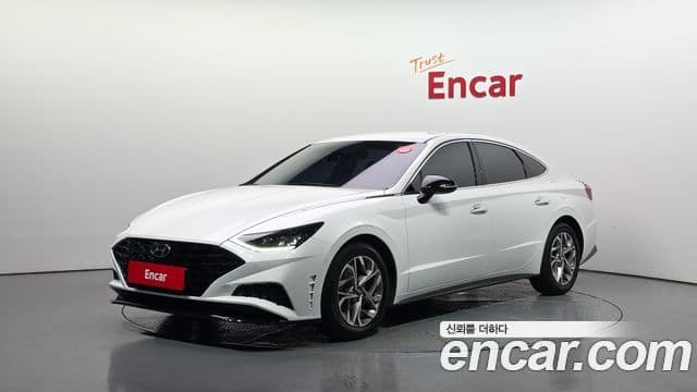 Hyundai Sonata 2022 — Фото 1/20