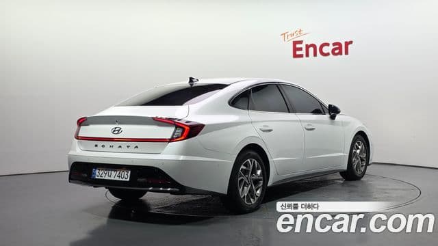 Hyundai Sonata 2022 — Фото 2/20