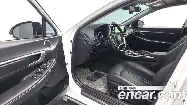 Hyundai Sonata 2022 — Фото 10/20