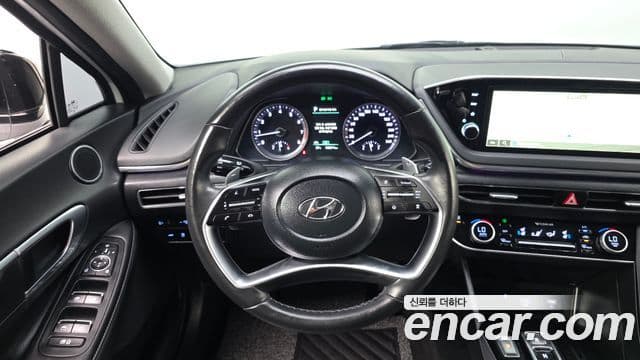 Hyundai Sonata 2022 — Фото 14/20