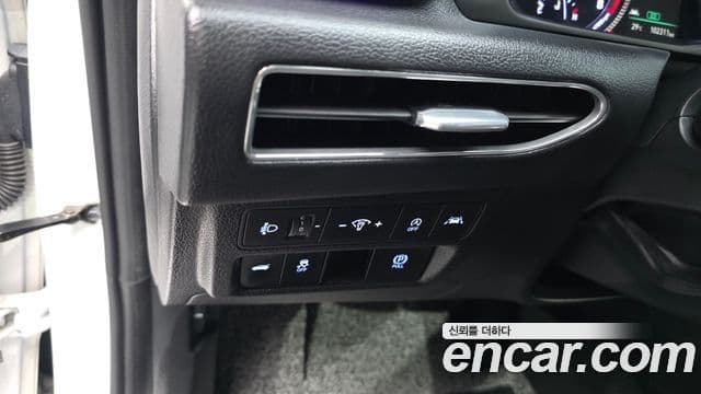 Hyundai Sonata 2022 — Фото 19/20