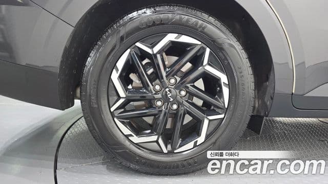Kia Carnival 2025 — Şəkil 5/20