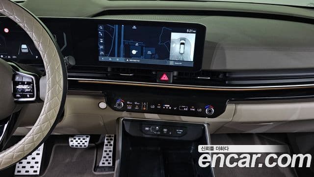 Kia Carnival 2024 — фото 13 из 20