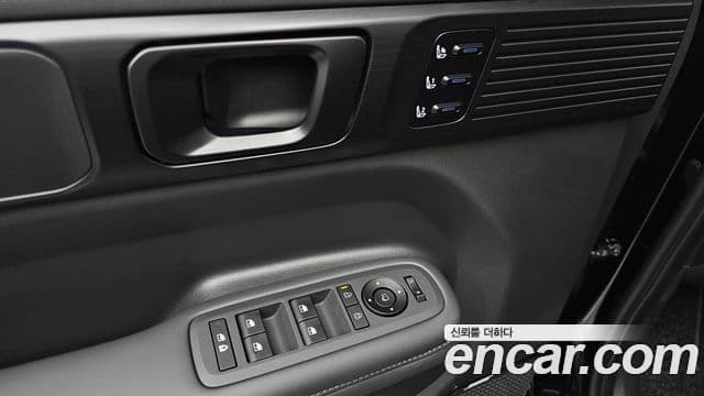 Hyundai Santa Fe 2026 — Photo 28/38