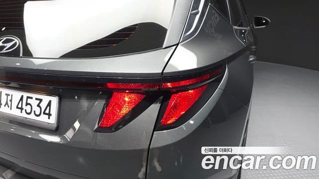 Hyundai Tucson Hybrid 2021 — Photo 23/31