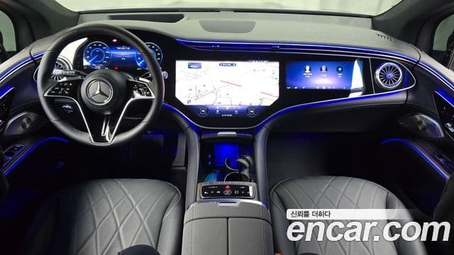 Mercedes-Benz EQS SUV 2024 — Photo 14/20
