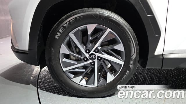 Hyundai The New Tucson 2022 — Фото 5/20