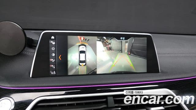BMW 7 Series 2018 — Фото 15/20