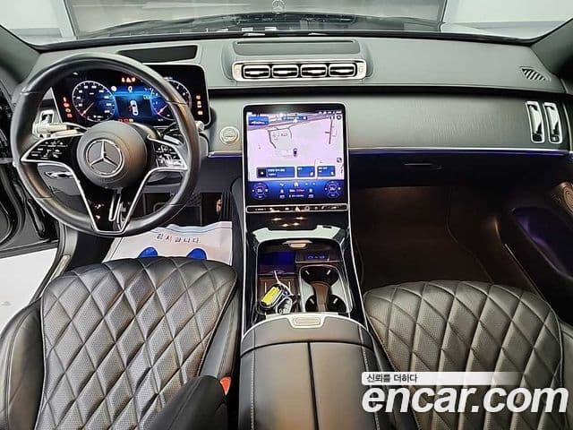 Mercedes-Benz S-Class 2023 — Photo 12/19