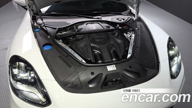 Porsche Panamera 2023 — Şəkil 6/20