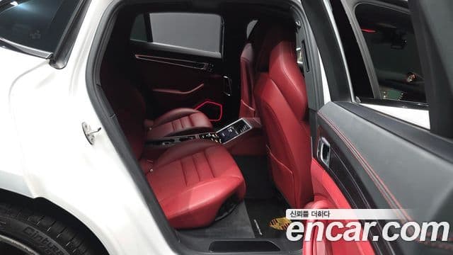 Porsche Panamera 2023 — Şəkil 12/20