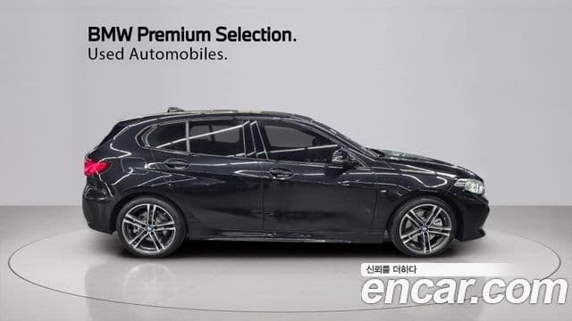 BMW 1 Series 2024 — фото 14 из 20