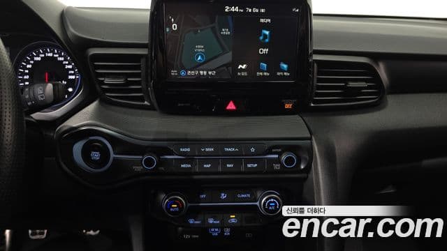 Hyundai Veloster 2019 — ფოტო 12/20
