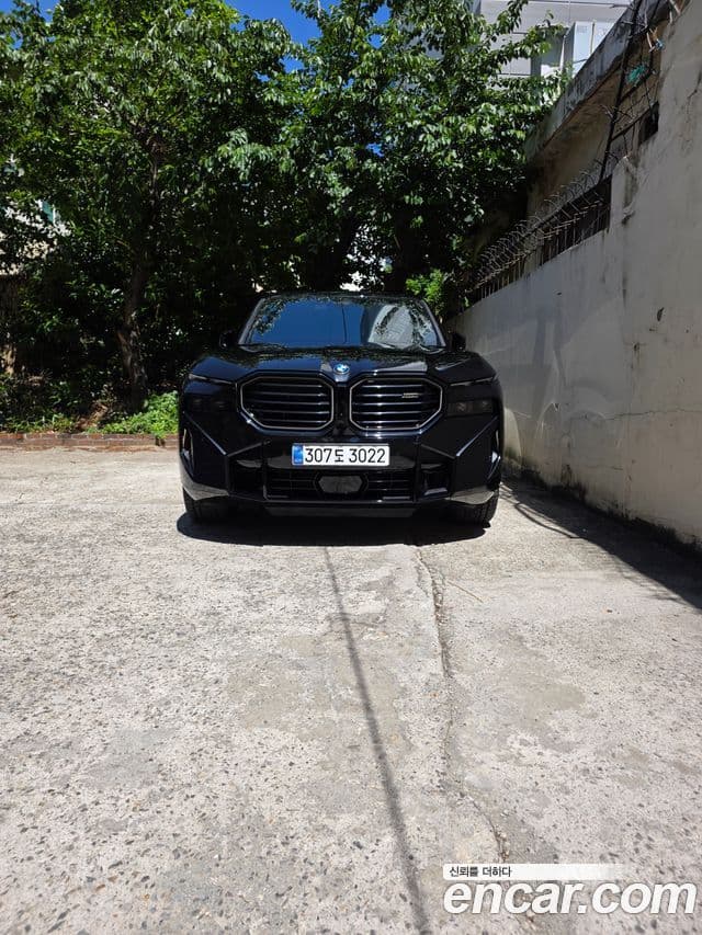 BMW XM 2023 — Photo 8/8