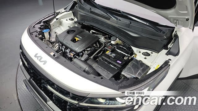 Kia Seltos 2022 — ფოტო 6/20