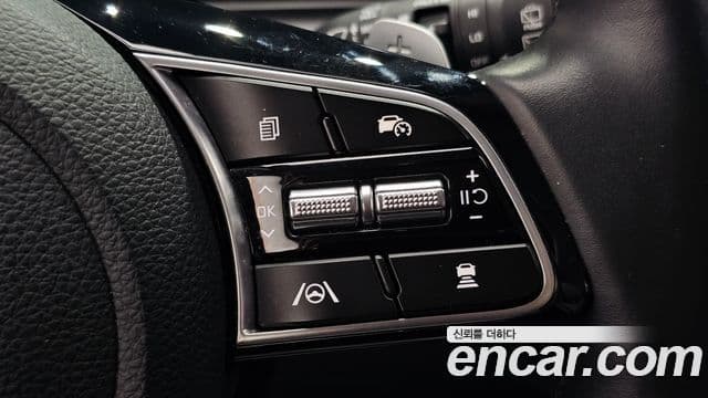 Kia Seltos 2022 — ფოტო 13/20