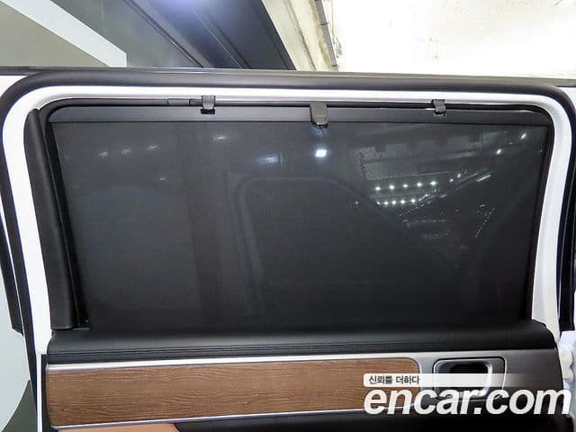 Hyundai Santa Fe 2023 — Şəkil 13/20