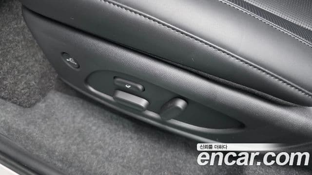 Hyundai Palisade 2025 — Photo 19/39