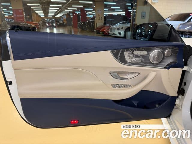 Mercedes-Benz E-Class 2021 — ფოტო 14/18