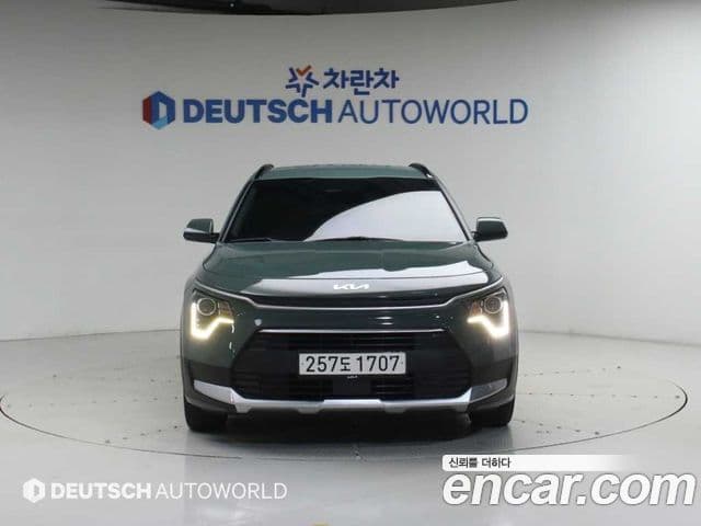 Kia Niro 2022 — Фото 3/20