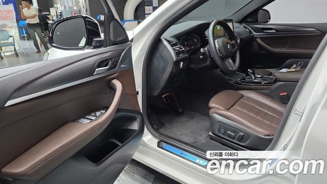BMW X4 2025 — ფოტო 10/20