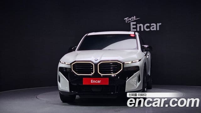 BMW XM 2023 — Photo 15/20