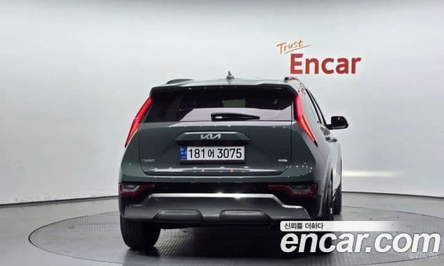 Kia Niro 2022 — ფოტო 4/20