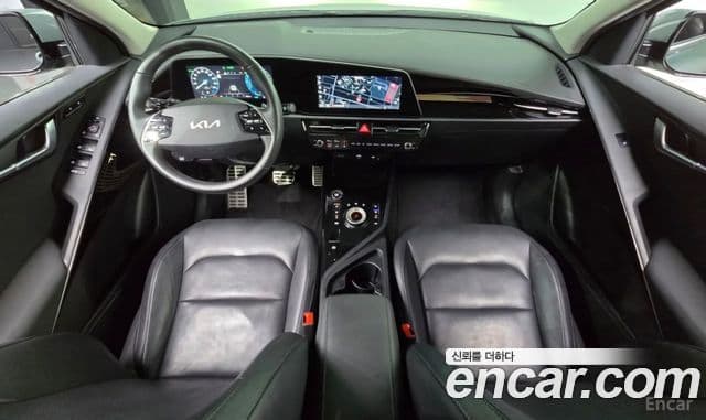 Kia Niro 2022 — ფოტო 7/20