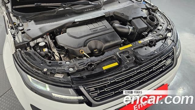 Land Rover Range Rover Evoque 2025 — Фото 6/20