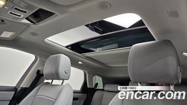 Land Rover Range Rover Evoque 2025 — Фото 19/20