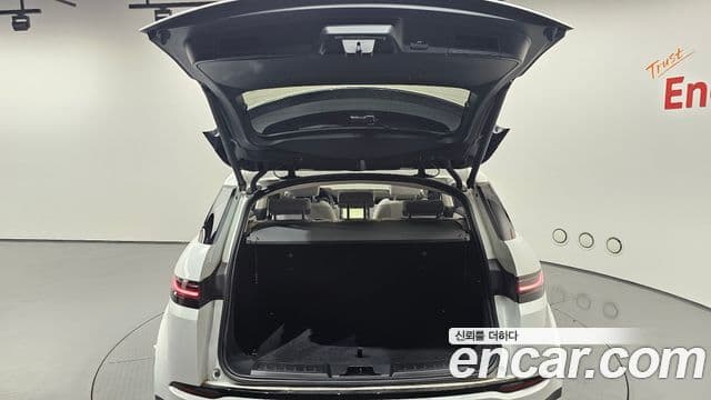 Land Rover Range Rover Evoque 2025 — Фото 20/20