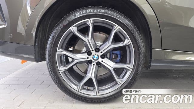 BMW X6 2021 — Фото 5/20