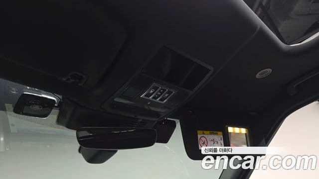 Land Rover Discovery 5 2025 — ფოტო 19/20
