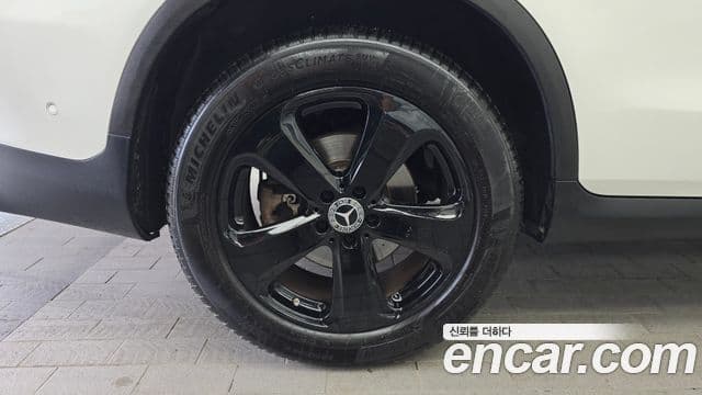 Mercedes-Benz GLC-Class 2019 — ფოტო 5/20