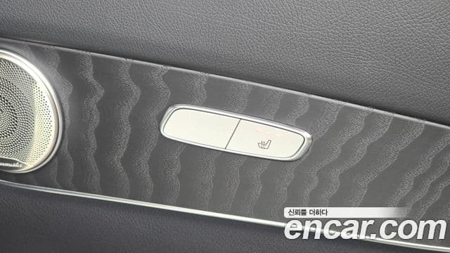 Mercedes-Benz GLC-Class 2019 — ფოტო 19/20