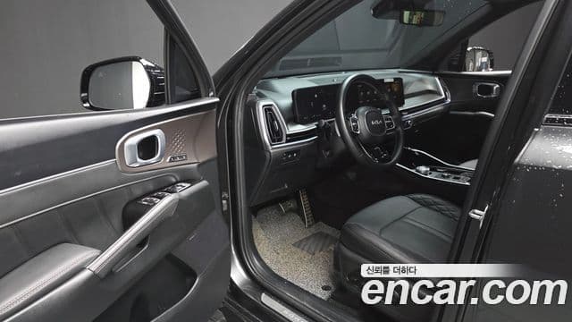 Kia Sorento 2023 — ფოტო 10/20