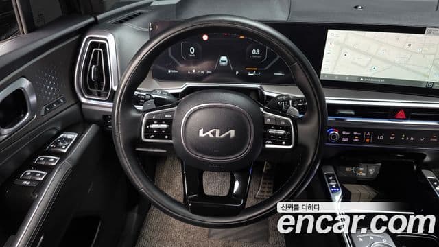 Kia Sorento 2023 — ფოტო 14/20