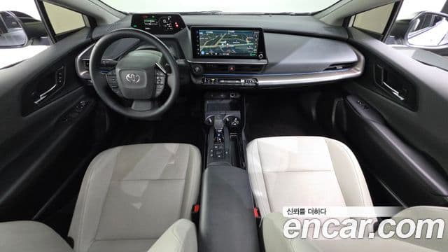 Toyota Prius 2023 — ფოტო 7/20