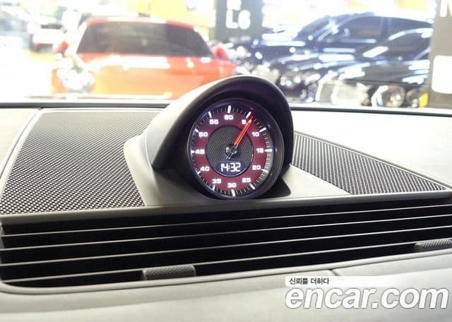 Porsche Panamera 2020 — Şəkil 16/20