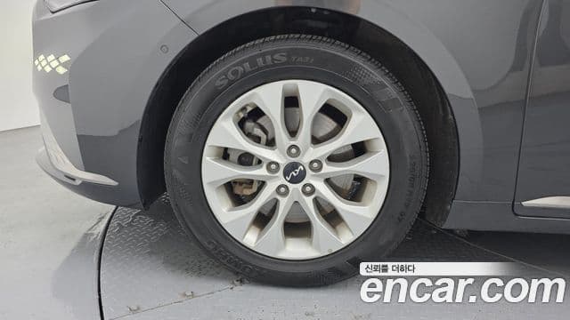 Kia K8 2022 — ფოტო 5/20