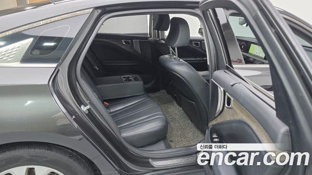 Kia K8 2022 — ფოტო 11/20
