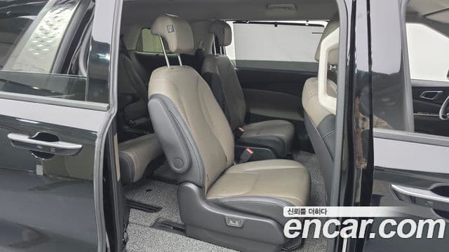 Kia Carnival 2024 — ფოტო 11/20