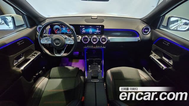 Mercedes-Benz GLB-Class 2022 — ფოტო 9/17