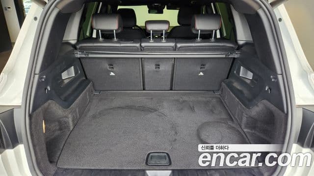 Mercedes-Benz GLB-Class 2022 — ფოტო 10/17