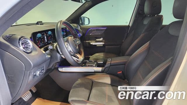 Mercedes-Benz GLB-Class 2022 — фото 13 из 17