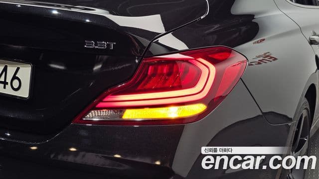 Genesis G70 2019 — Şəkil 29/34
