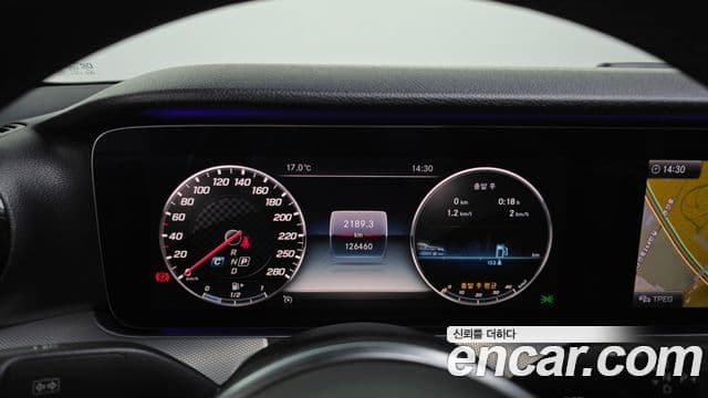 Mercedes-Benz E-Class 2018 — Şəkil 8/20