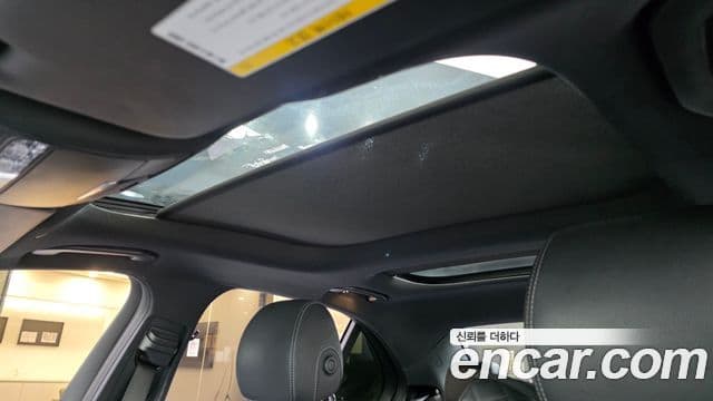 Mercedes-Benz E-Class 2018 — Şəkil 18/20